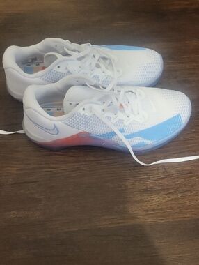 Nike White Metcon Gym Sneakers   Best Sneakers To Lift